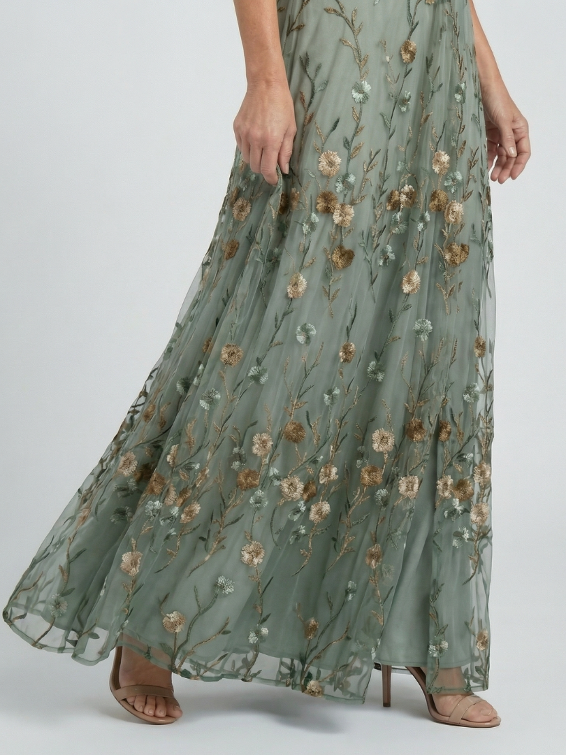 Halter Bloom Maxi Dress - Flowing Floral Print Summer Elegant Style