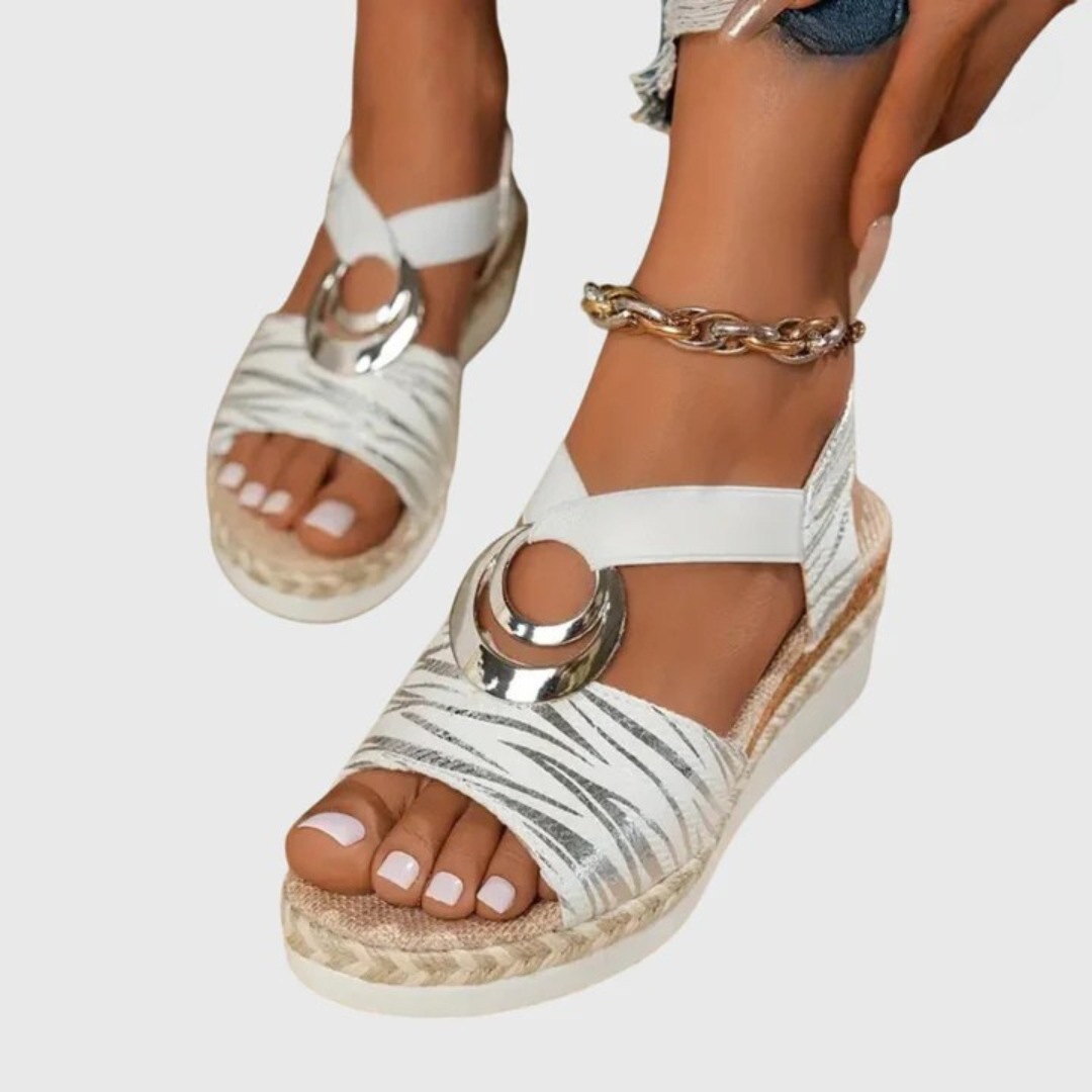 Lightweight Women’s Sandals, Comfort and Ergonomic Support
