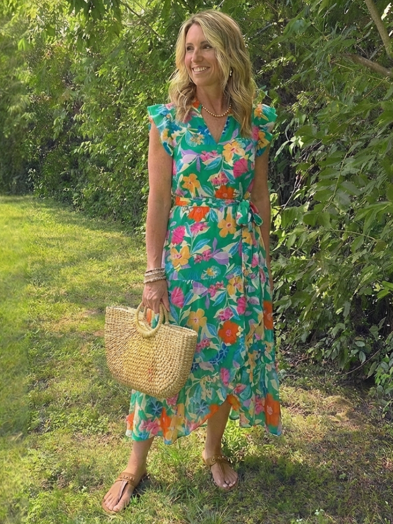 Stylish floral midi dress women V-neck tiered flowy summer wear