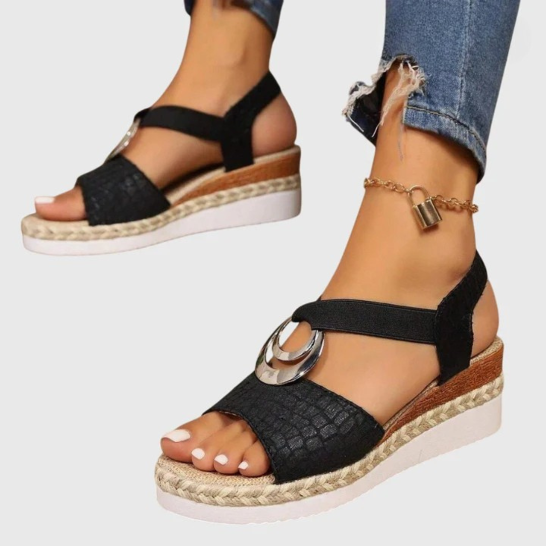 Lightweight Women’s Sandals, Comfort and Ergonomic Support