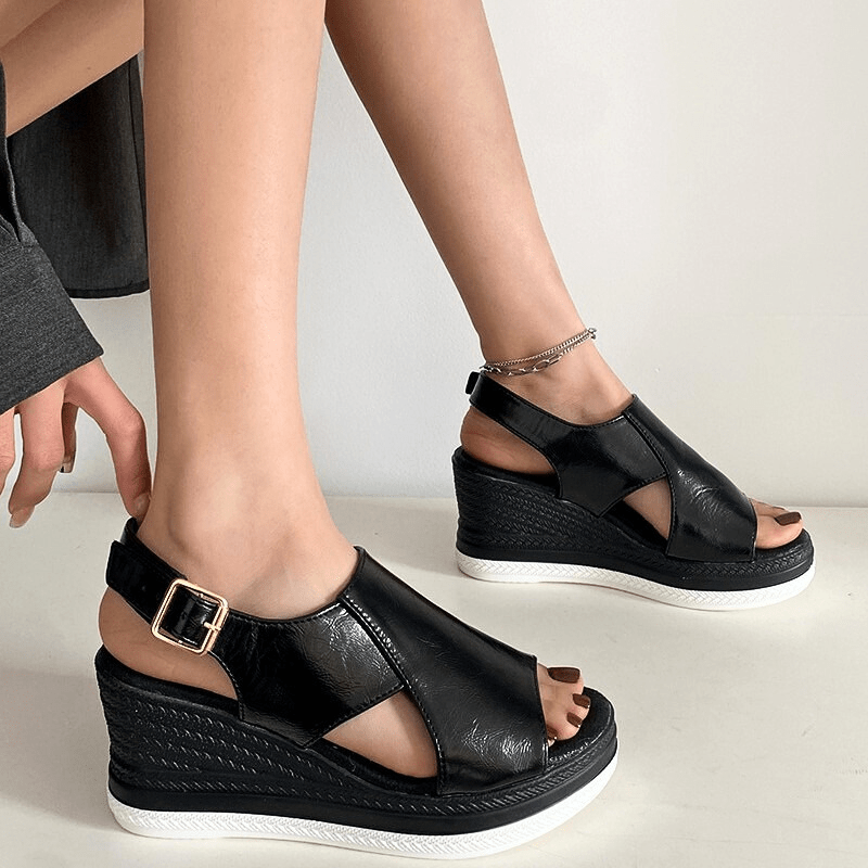 Comfortable Women’s Sandals, Stability and Everyday Walking Comfort