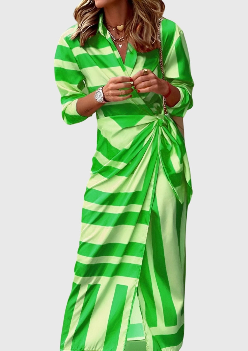 Elegant Women’s Wrap Dress, Patterned Design and Feminine Fit