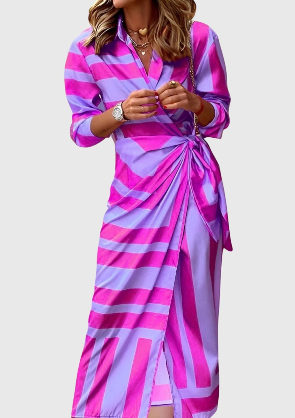 Elegant Women’s Wrap Dress, Patterned Design and Feminine Fit