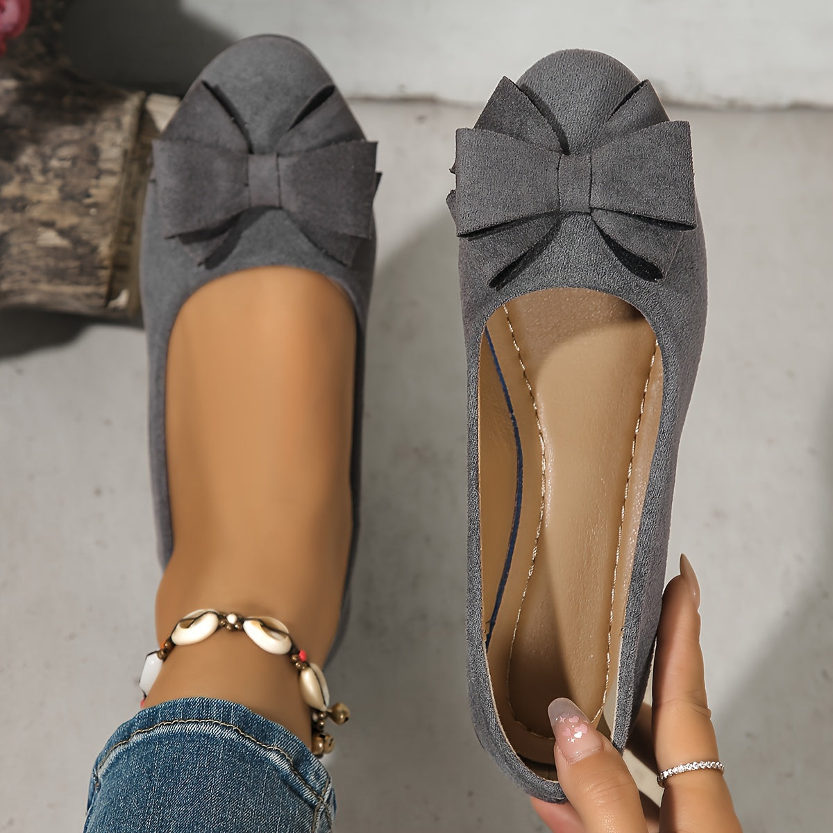 Women’s Flat Comfort Shoes – Lightweight Elegance for Everyday Wear