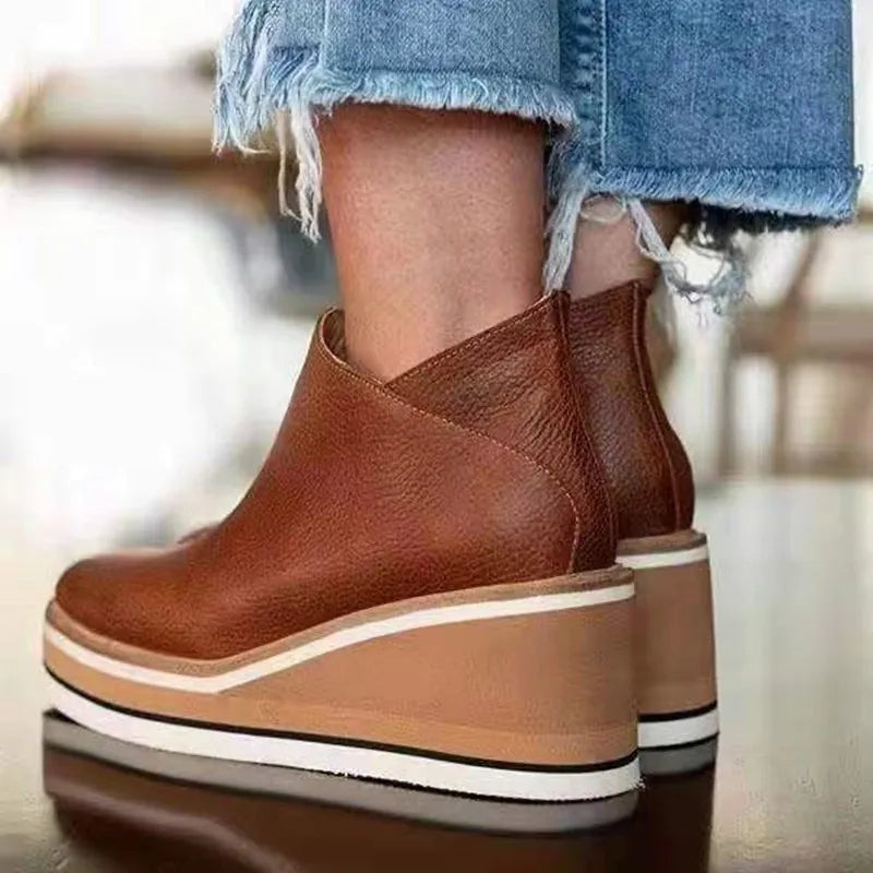 Stylish Women’s Ankle Boots, Waterproof and Comfortable for Everyday Wear