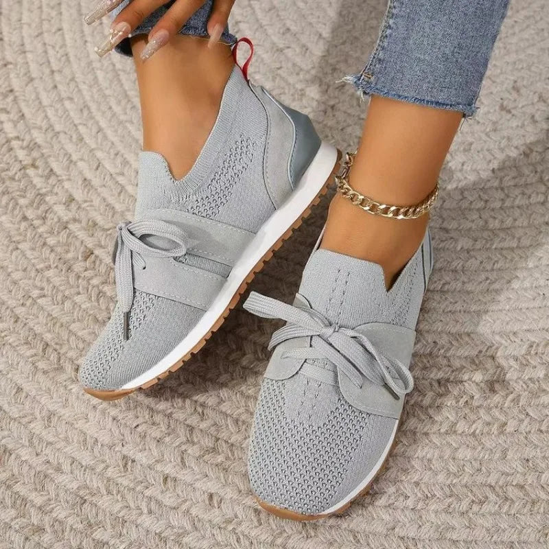 Women’s Sneakers with a Modern Design and Everyday Comfort