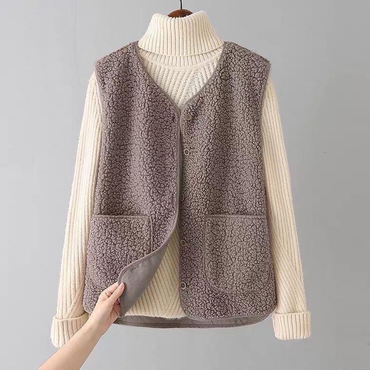 Gae | Women's Button-Front Sleeveless Knit Cardigan