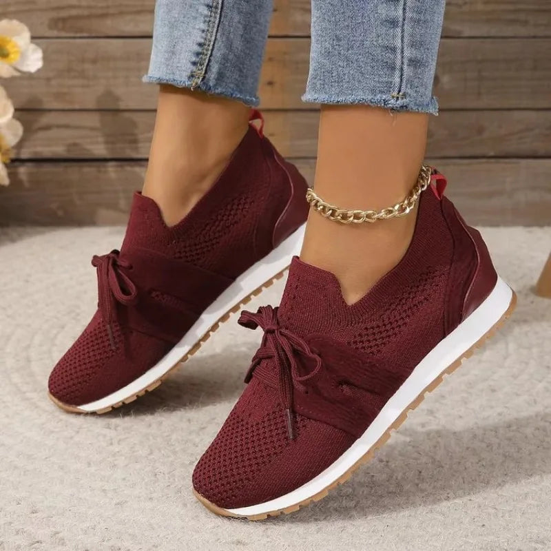 Women’s Sneakers with a Modern Design and Everyday Comfort