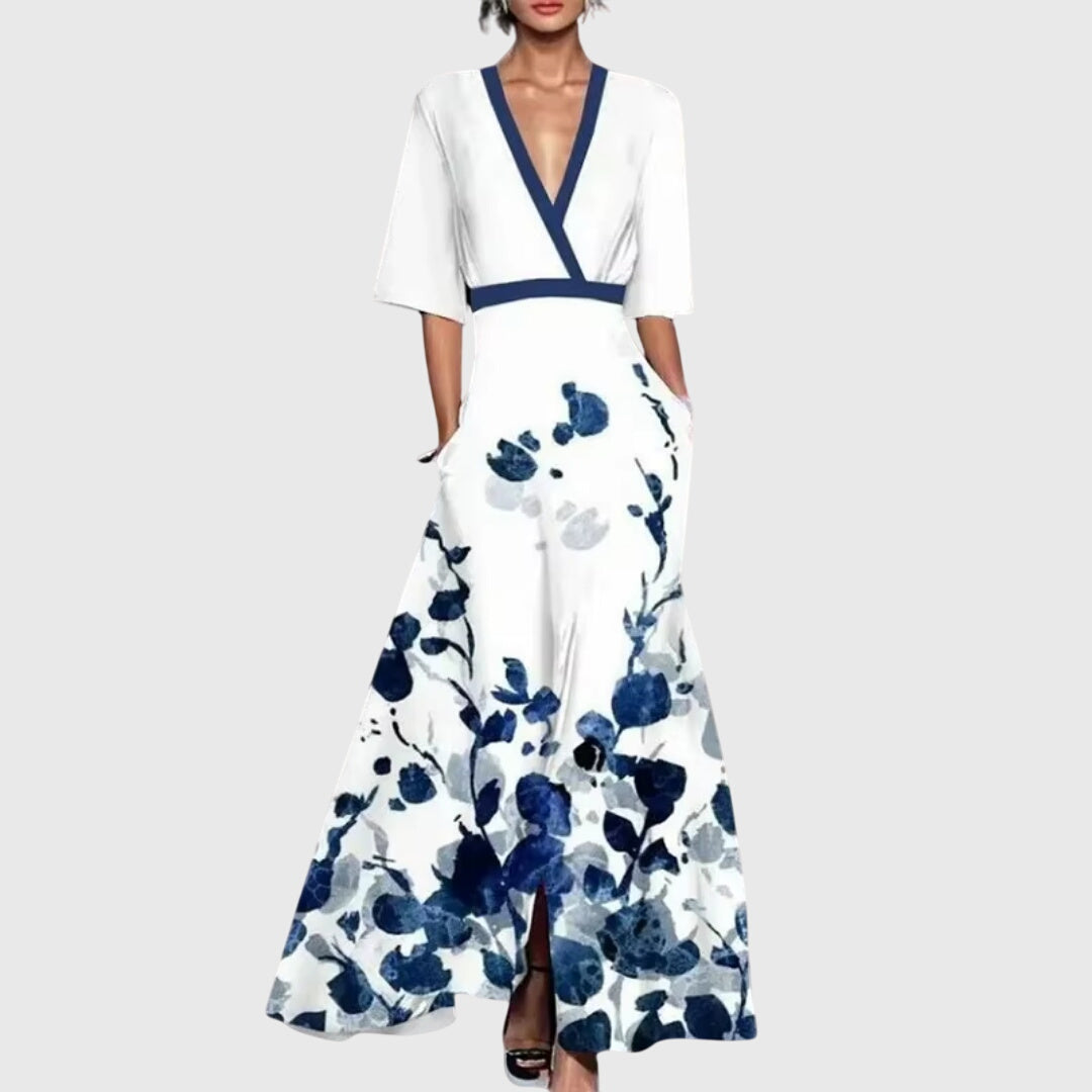 Feminine Maxi Dress with a Wrap Neckline, Flowy Fit and Elegant Style