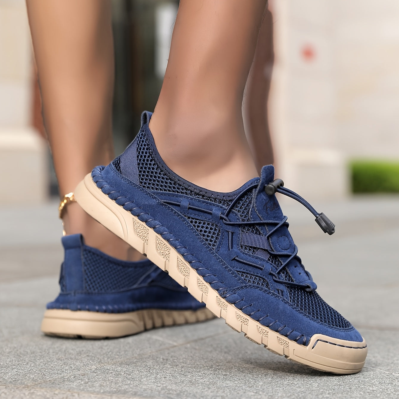 Lightweight Women’s Sneakers – Breathable Comfort for Everyday Wear