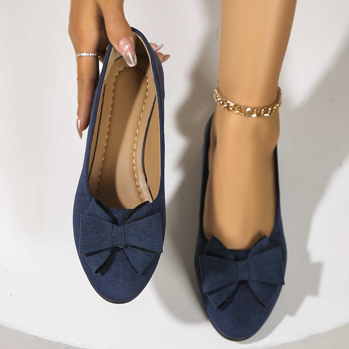 Women’s Flat Comfort Shoes – Lightweight Elegance for Everyday Wear
