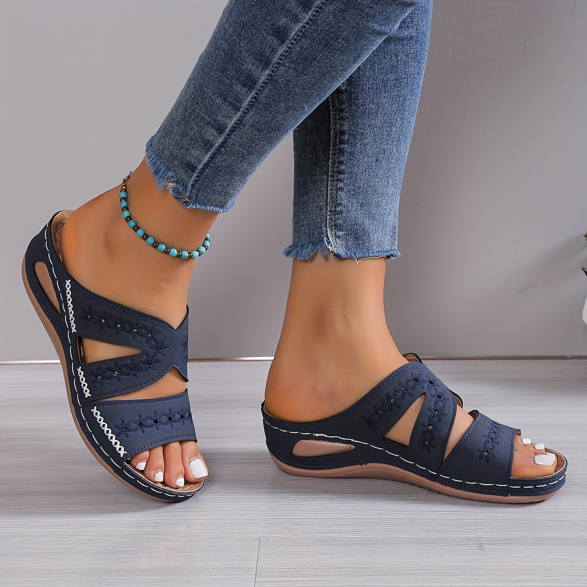 Lightweight Women’s Sandals – Slip-Resistant Comfort for Everyday Wear