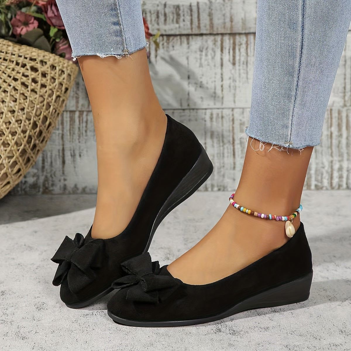 Women’s Flat Comfort Shoes – Lightweight Elegance for Everyday Wear
