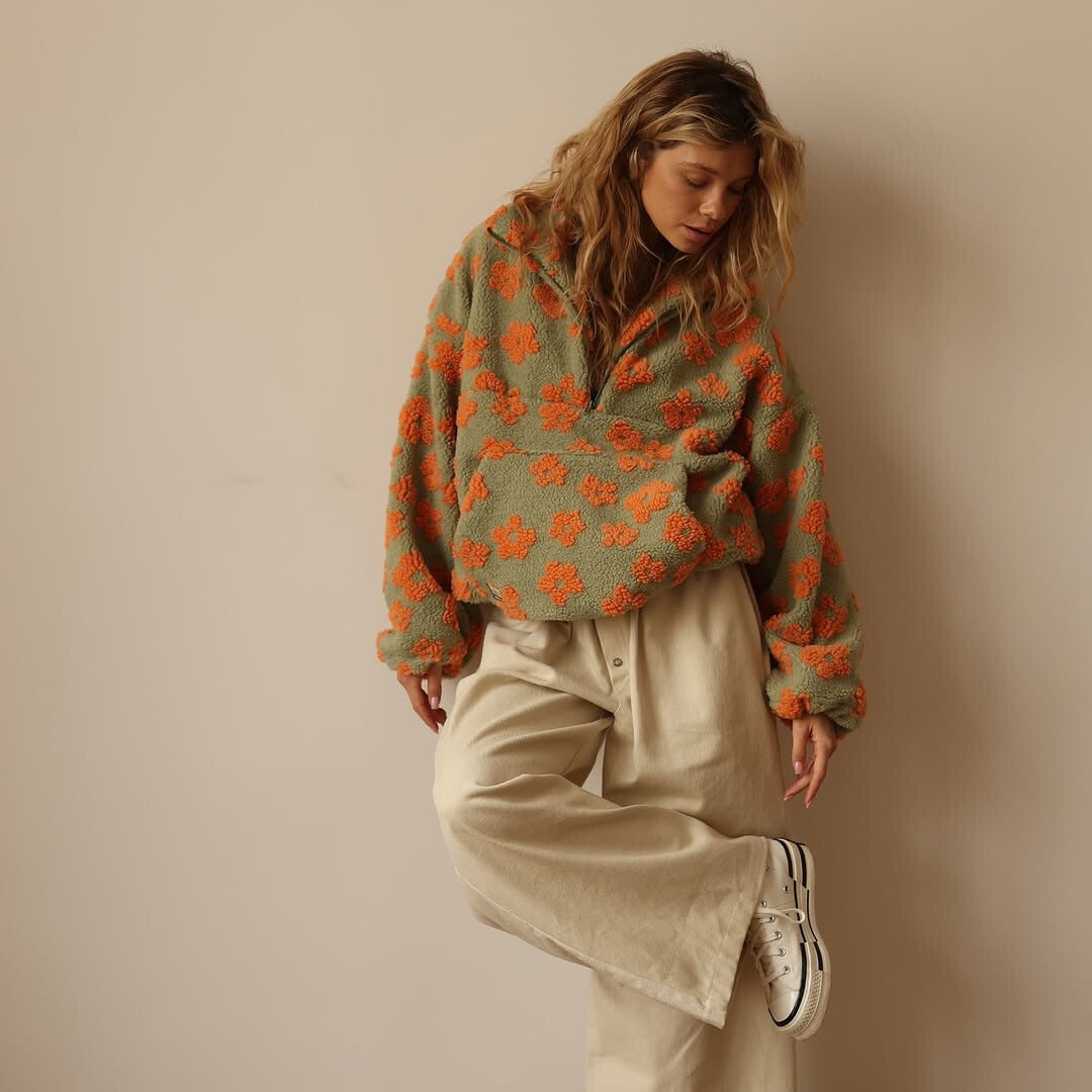 Ivy | Women's Oversized Fleece Sweatshirt with Floral Print