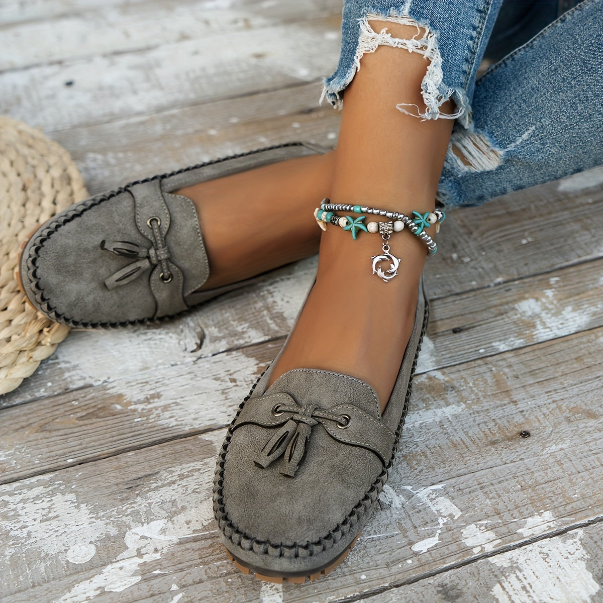 Stylish Women’s Loafers with Tassels – Elegant Comfort for Everyday Wear