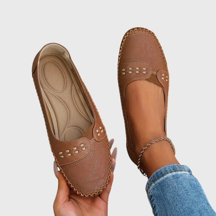 Women’s Comfort Slip-On Shoes – Modern Style and Everyday Support