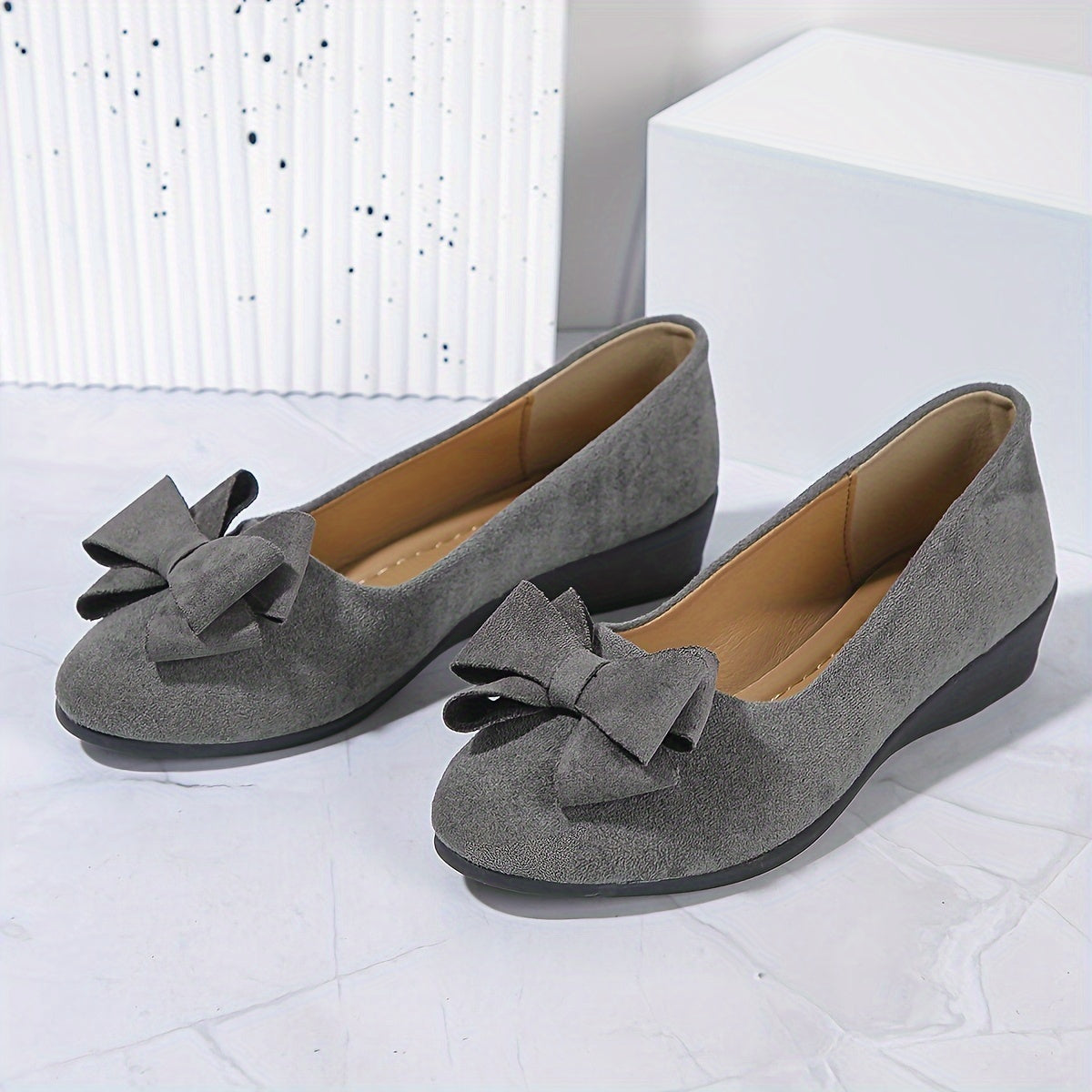 Women’s Flat Comfort Shoes – Lightweight Elegance for Everyday Wear