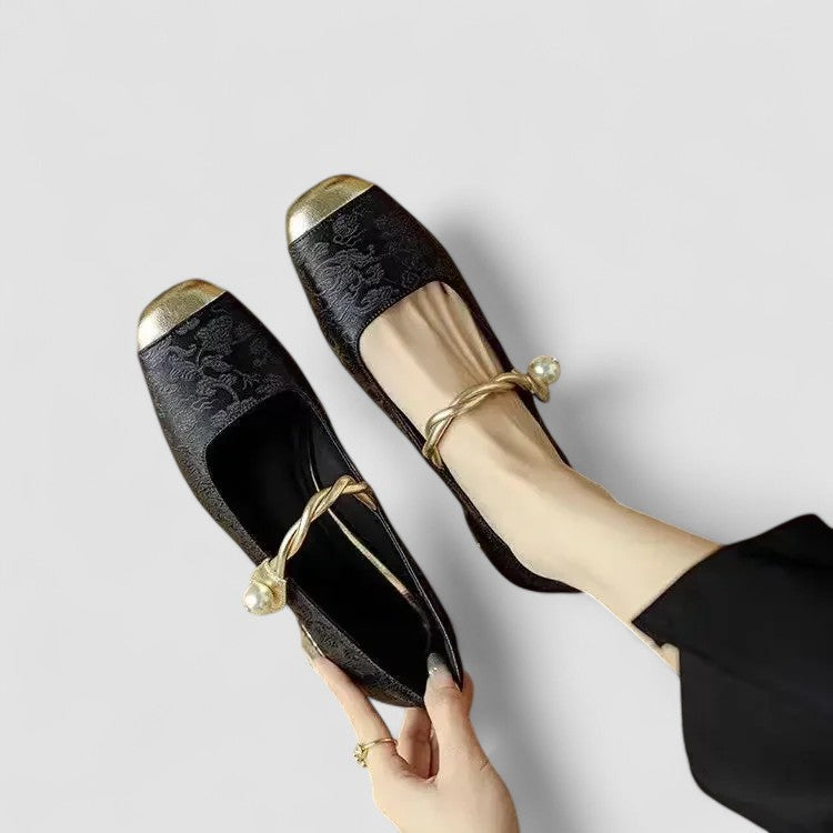 Women’s Mary Jane Shoes – Elegant Style with Everyday Comfort