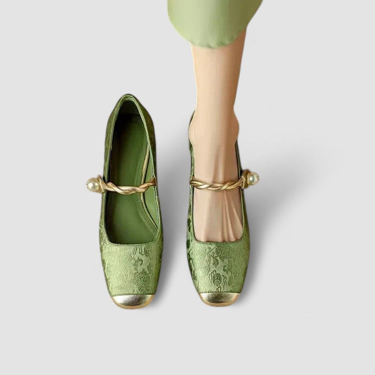 Women’s Mary Jane Shoes – Elegant Style with Everyday Comfort