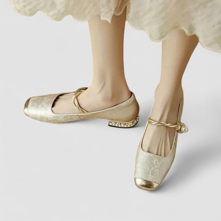 Women’s Mary Jane Shoes – Elegant Style with Everyday Comfort