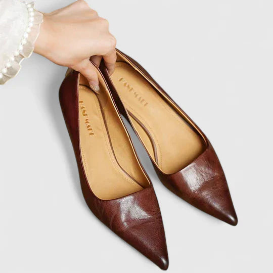 Elegant Women’s Heels – Stable Comfort with Timeless Style