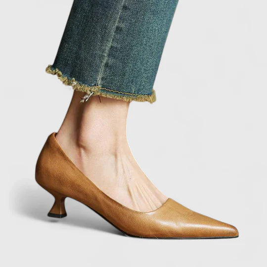 Elegant Women’s Heels – Stable Comfort with Timeless Style