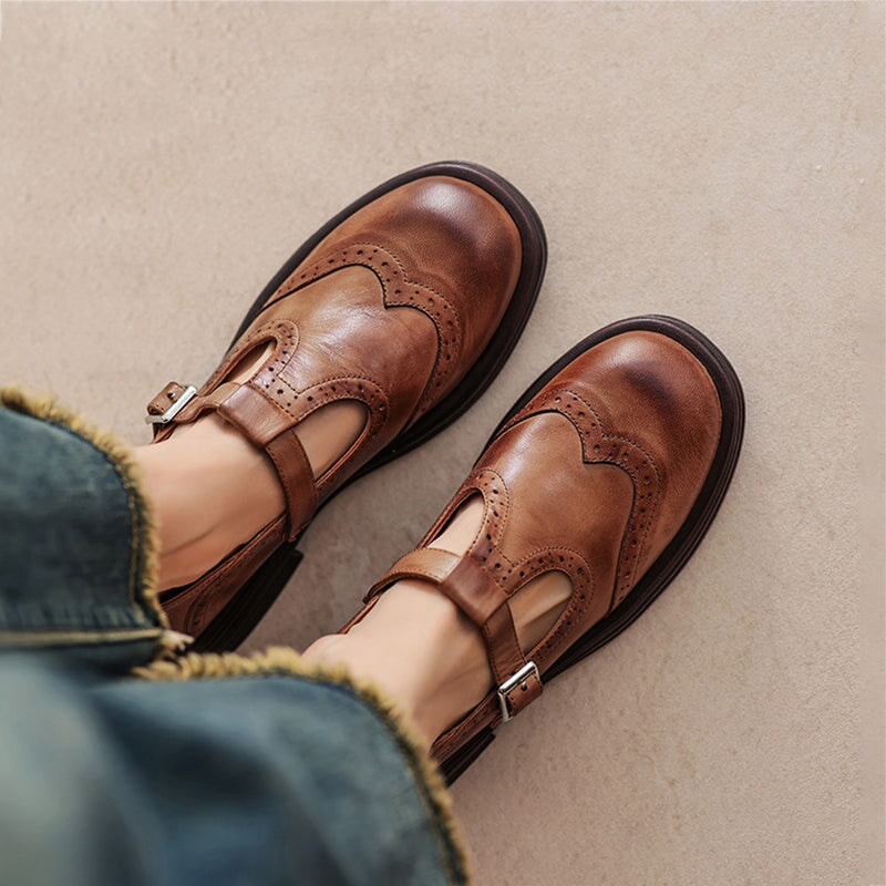 Women's genuine leather shoes: elegance and comfort for the office