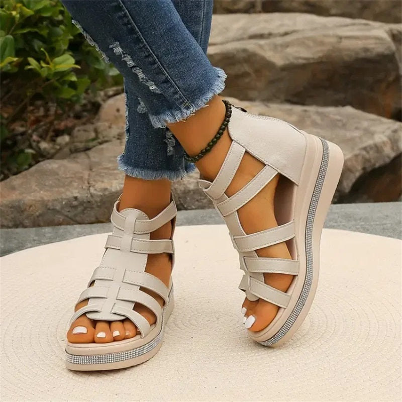 Sandals women's lightweight and comfortable white